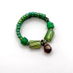 Vintage 90s Green Glass Seed Bead Sterling Silver Dangle Wrap Boho Ring